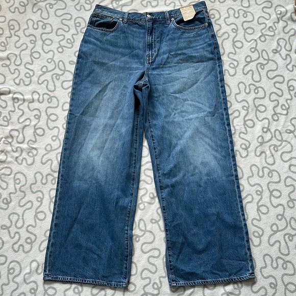 Madewell Superwide-Leg Jeans - Picture 3 of 7